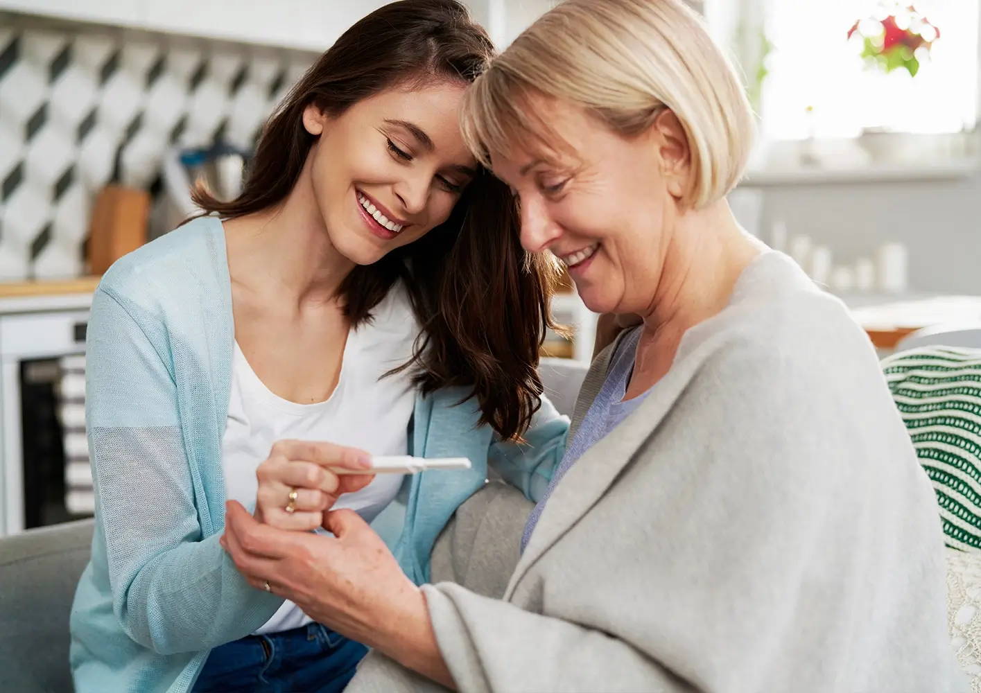 When is the right time to tell people you are pregnant?